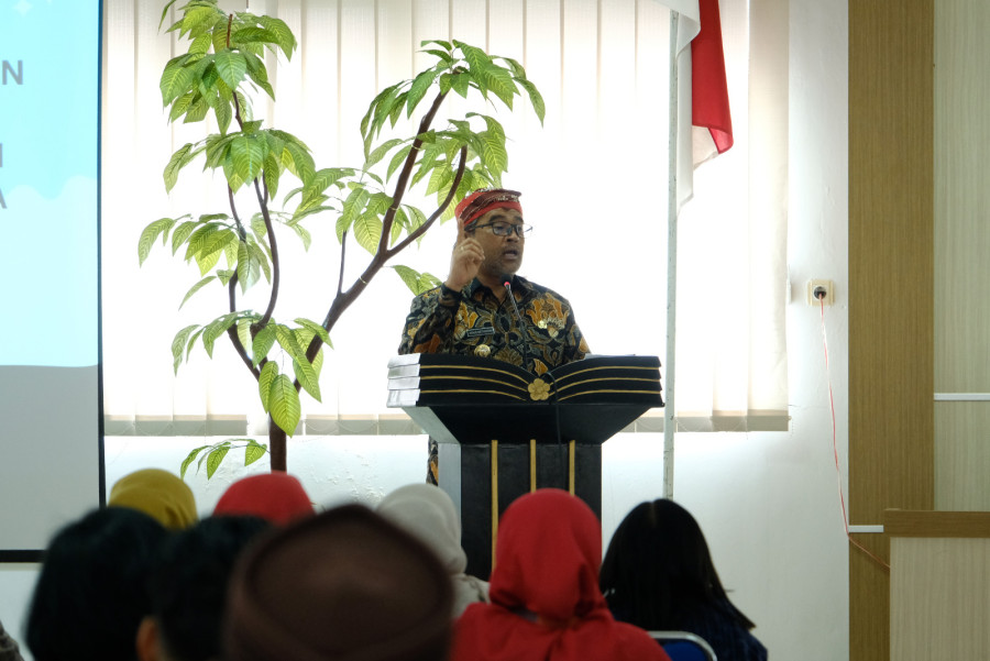 Bupati Agus Setyawan Serahkan SK Kepala Sekolah, Tekankan Pentingnya Integritas dan Regulasi