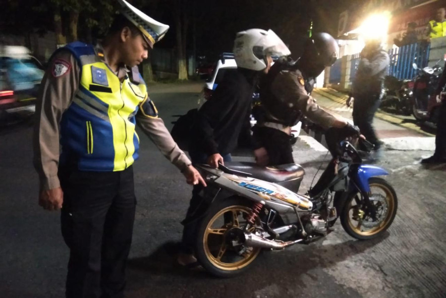 Lima Puluh Tujuh Kendaraan dengan Knalpot Brong Diamankan Saat Digelar Operasi