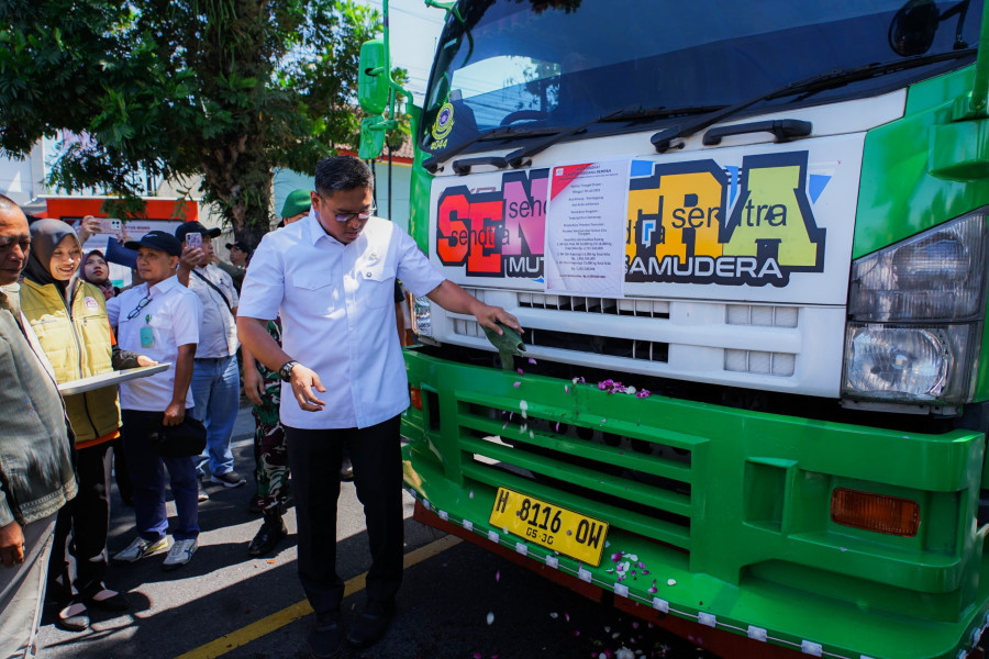 Wamentan Sebut Temanggung Beruntung Punya Bupati Paham Derita Rakyatnya