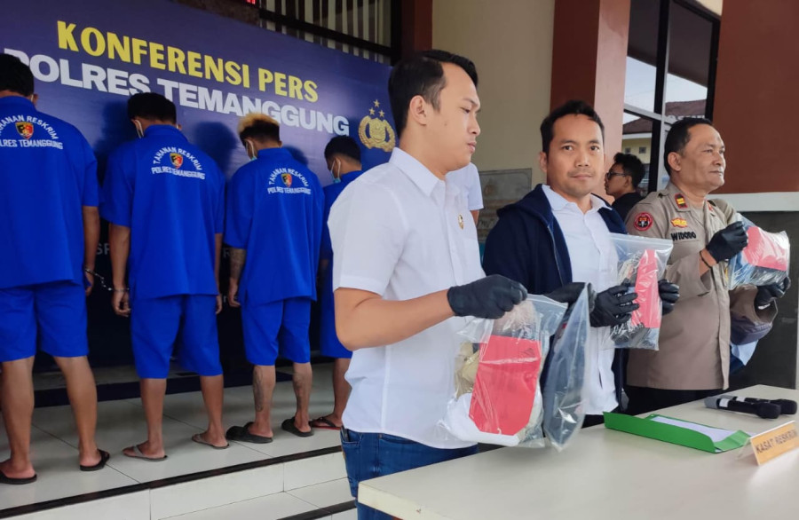 Polres Temanggung Tangkap Empat Orang Perusak Aset Negara Gedung DPRD