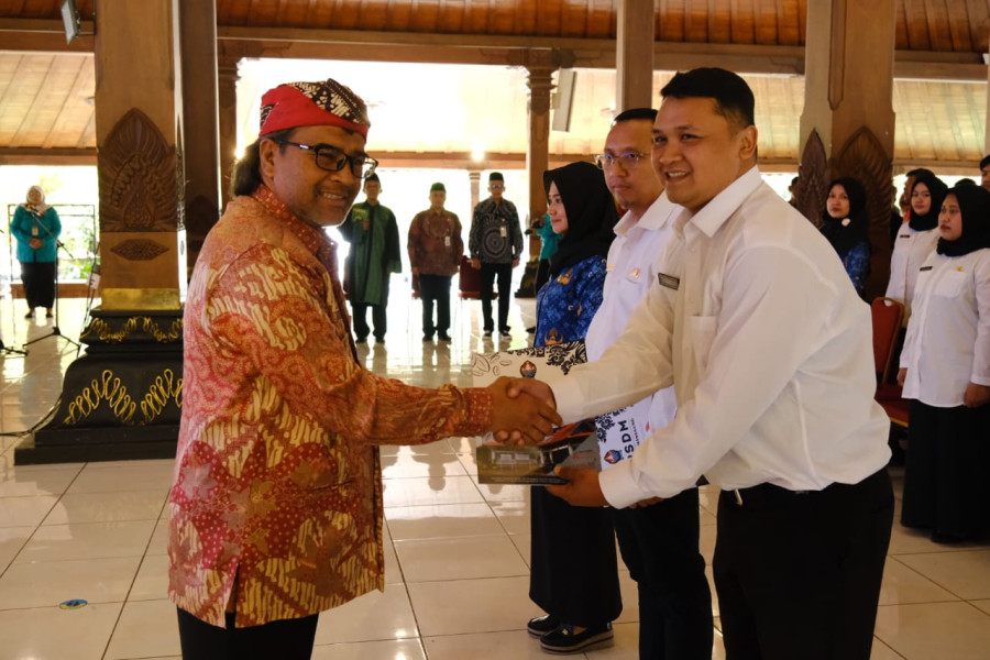 Agus Gondrong Minta ASN Jangan Pernah Berhenti Belajar