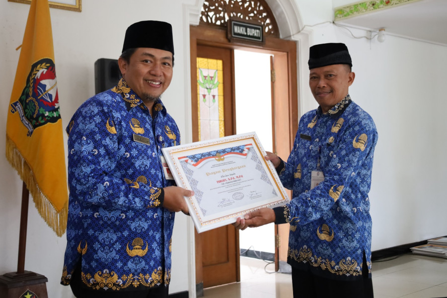 Tuntaskan Pengabdian, 30 ASN Pemkab Temanggung Resmi Masuki Masa Purna Tugas