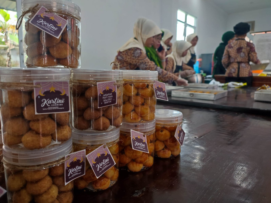 Harapan Manis Amel Jelang Lebaran; Merajut Mimpi Warung Roti Sendiri di Sentra Terpadu Kartini