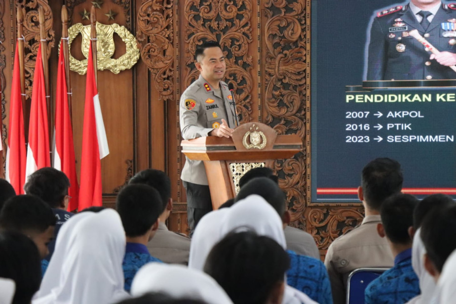 Pelajar Temanggung Dikenalkan Literasi Artificial Intelligence Melalui AI Ready ASEAN