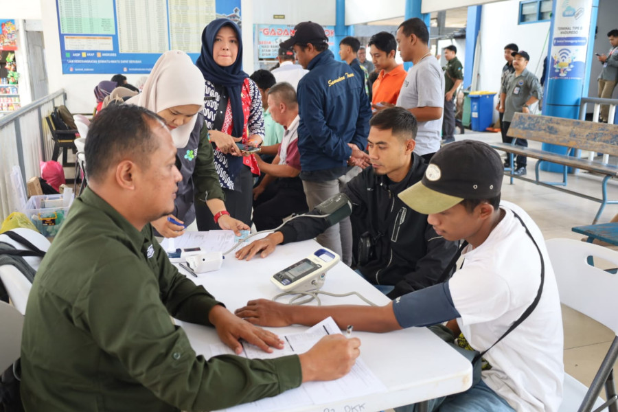 Pastikan Mudik Aman, Pemkab Temanggung Periksa Kendaraan dan Kesehatan Sopir Bus
