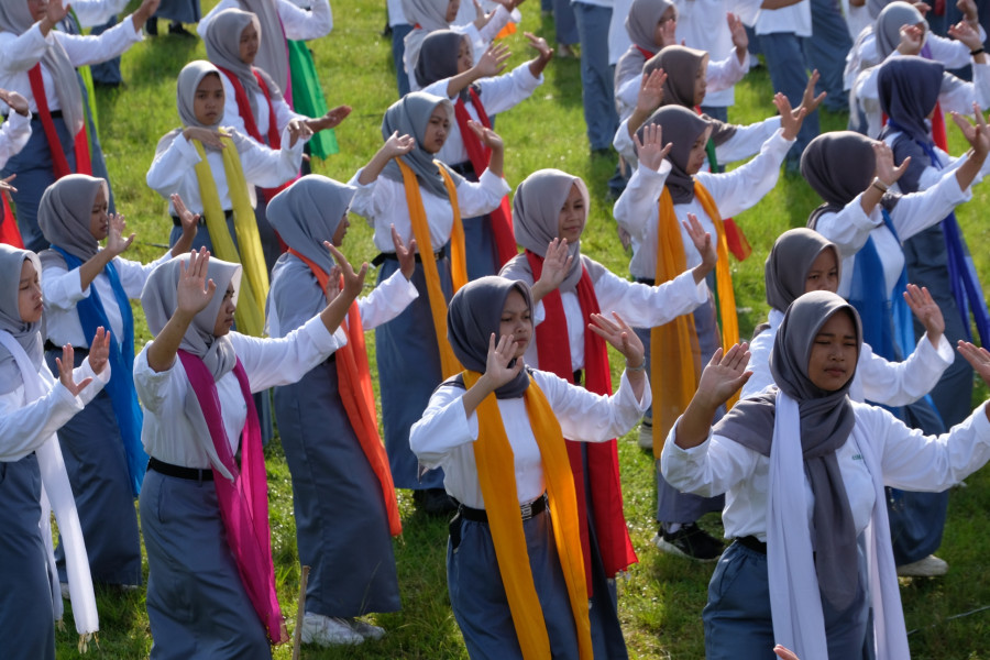 1.800 Siswa Stemba Temanggung Menari Wulangsunu: Lestarikan Budaya, Bangun Kedisiplinan