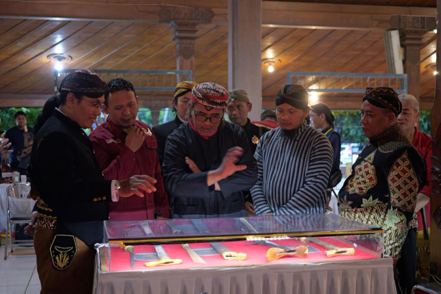 Bupati Agus Setyawan Ajak Generasi Muda Pahami Filosofi Keris Sebagai Warisan Dunia