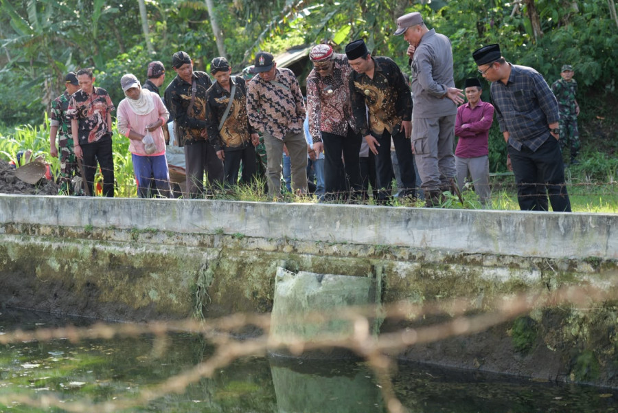 Makam Simbah Wali Kabun Jadi Saksi Dimulainya Pembangunan SPAM DAK Air Minum di Temanggung