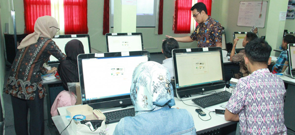 UKM Temanggung Diajak Berbisnis Online Melalui Blog 