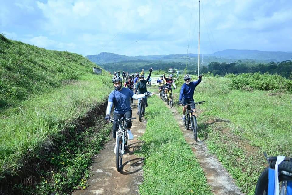 Wabup Gowes Bersama Perkenalkan Wisata di Bejen