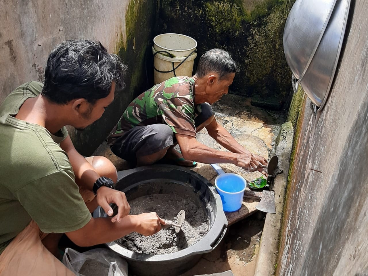 Mahasiswa KKN Undip Kurangi Penggunaan Semen dengan Manfaatkan Flash Ash