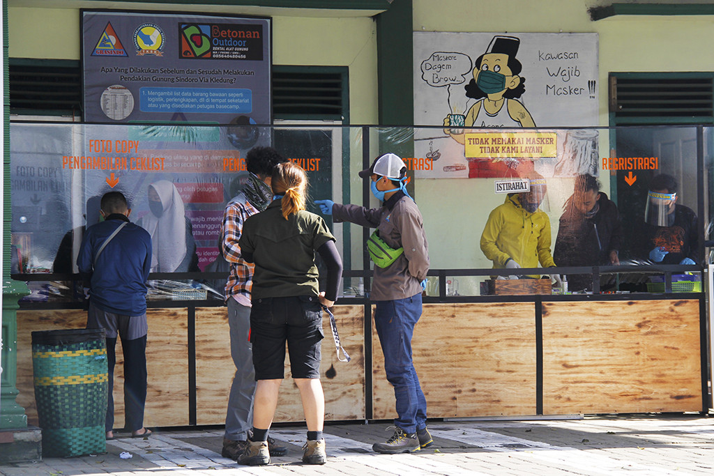 Pendaki Sindoro Via Grasindo Wajib Taati Prosedur  