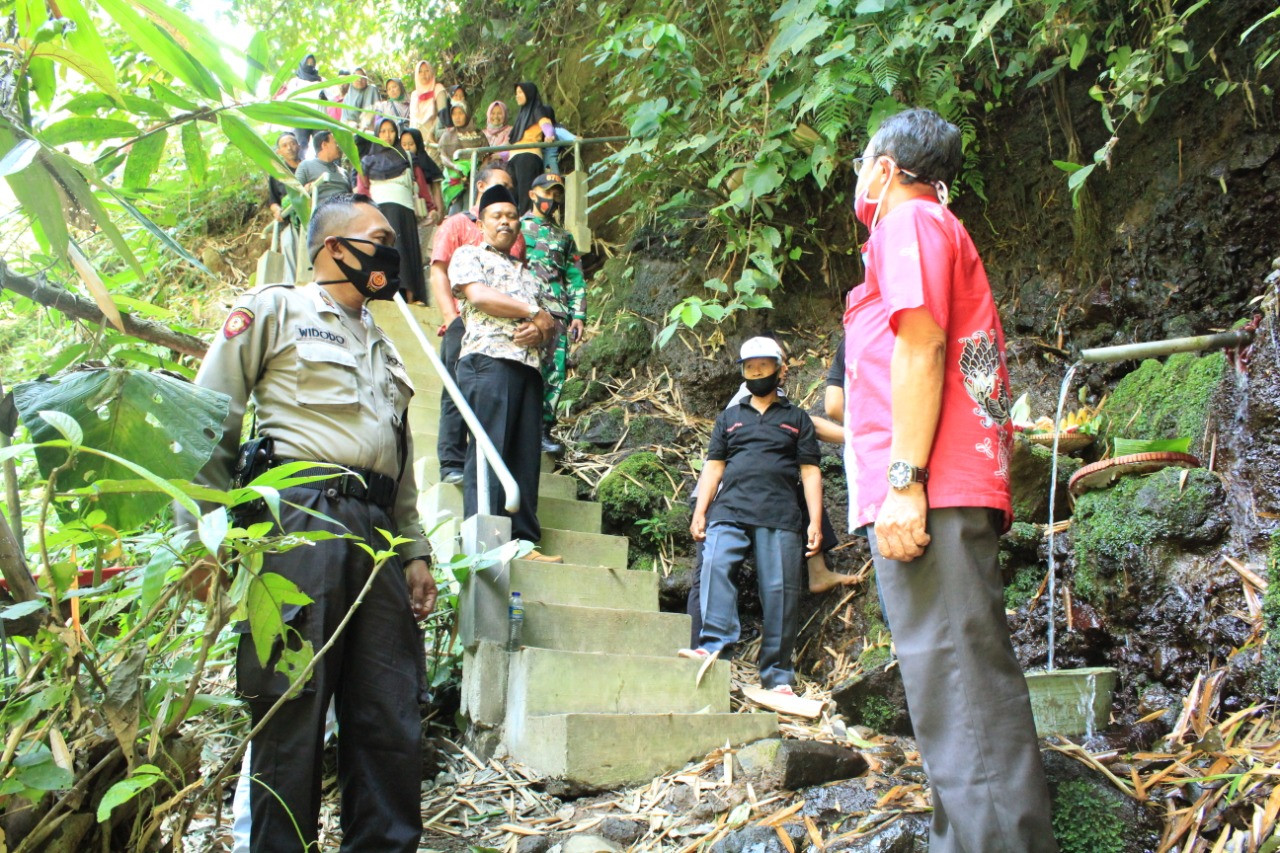 Pemdes Nampirejo Gelar Doa Bersama 