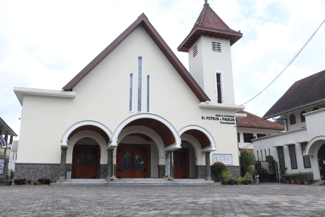 Cegah Covid-19, Perayaan Natal di Temanggung Via Live Streaming