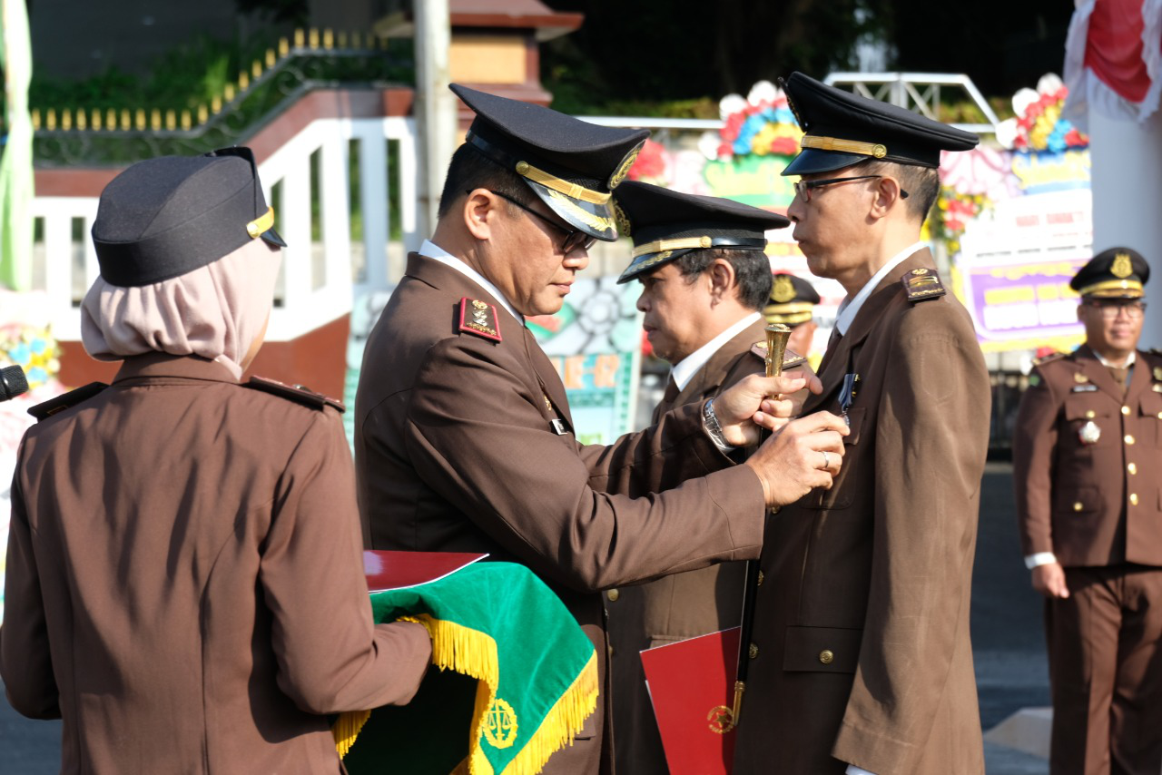 Kejari Temanggung Gelar Upacara Peringatan Hari Bhakti Adhyaksa ke-62