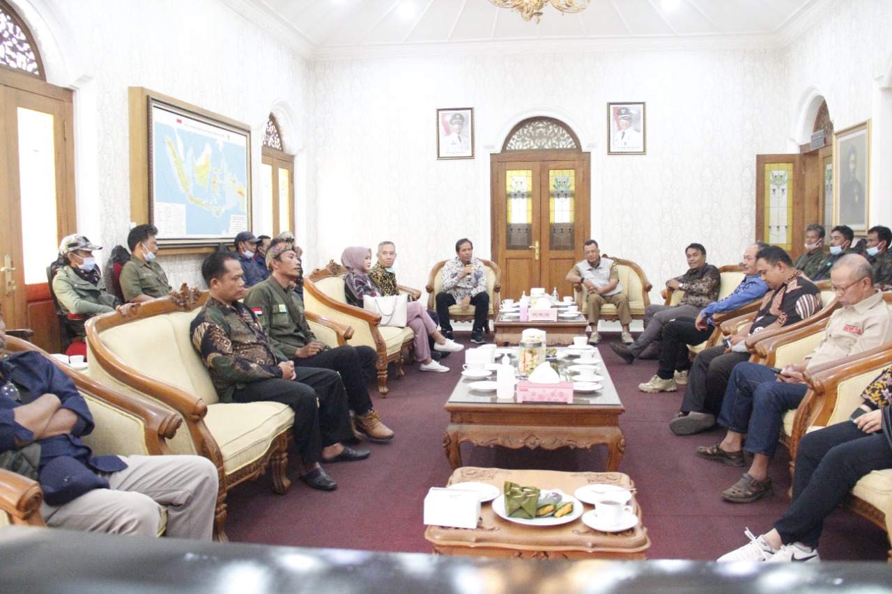 Pemkab Bandung Barat Studi Pertembakauan ke Temanggung