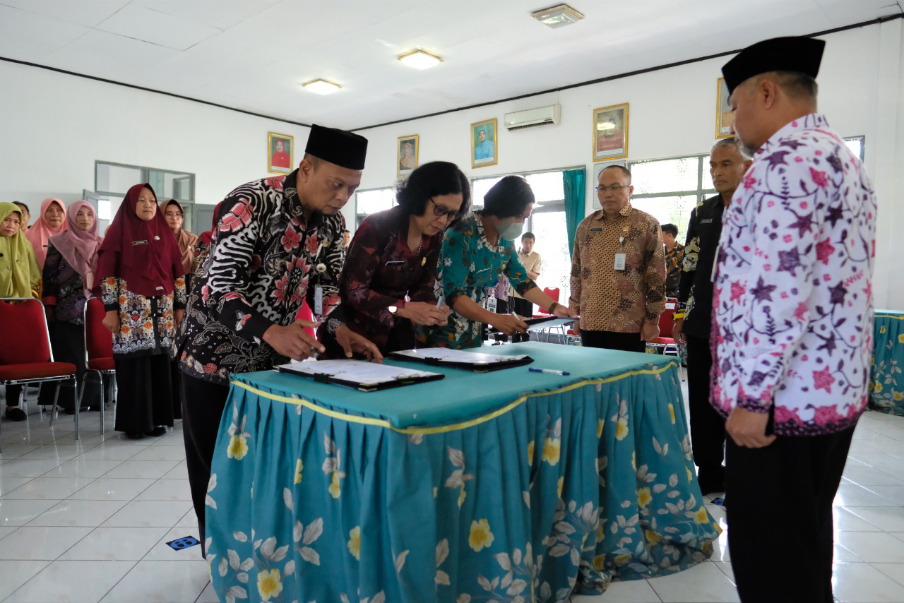 23 Pejabat Fungsional Pemkab Temanggung Dilantik