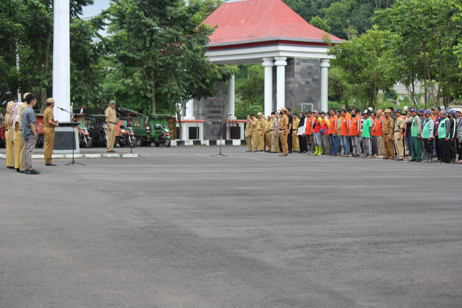 Jelang Idul Fitri 1444 H, DPRKPLH Gelar Apel Luar Biasa Kesiapan Pengelolaan Kebersihan dan Sampah