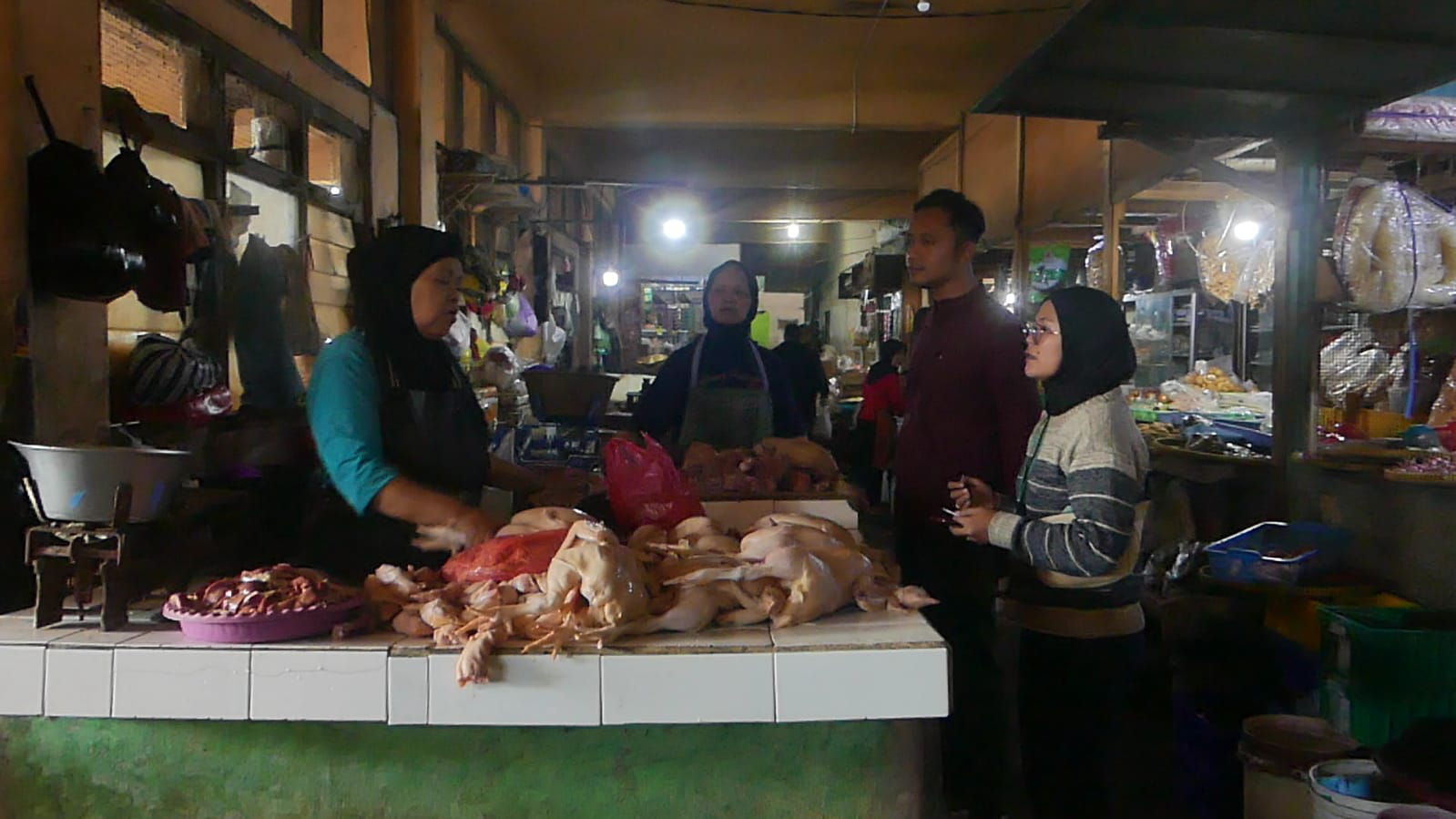 Satu Pekan Jelang Lebaran, Harga Daging Ayam dan Sapi Masih Stabil