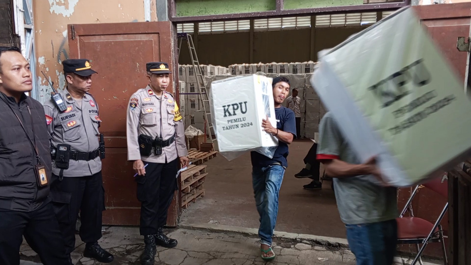 KPU Temanggung Mulai Distribusikan Logistik Pemilu 2024