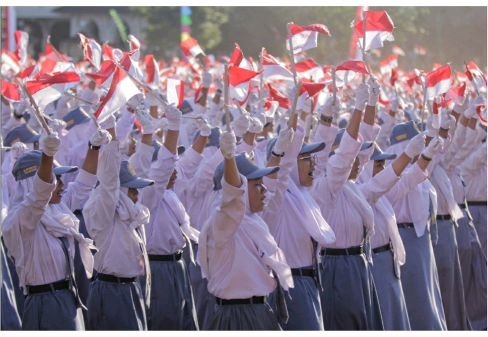 Aubade 1000 Pelajar Semarakan Perayaan HUT ke-74 RI di Temanggung