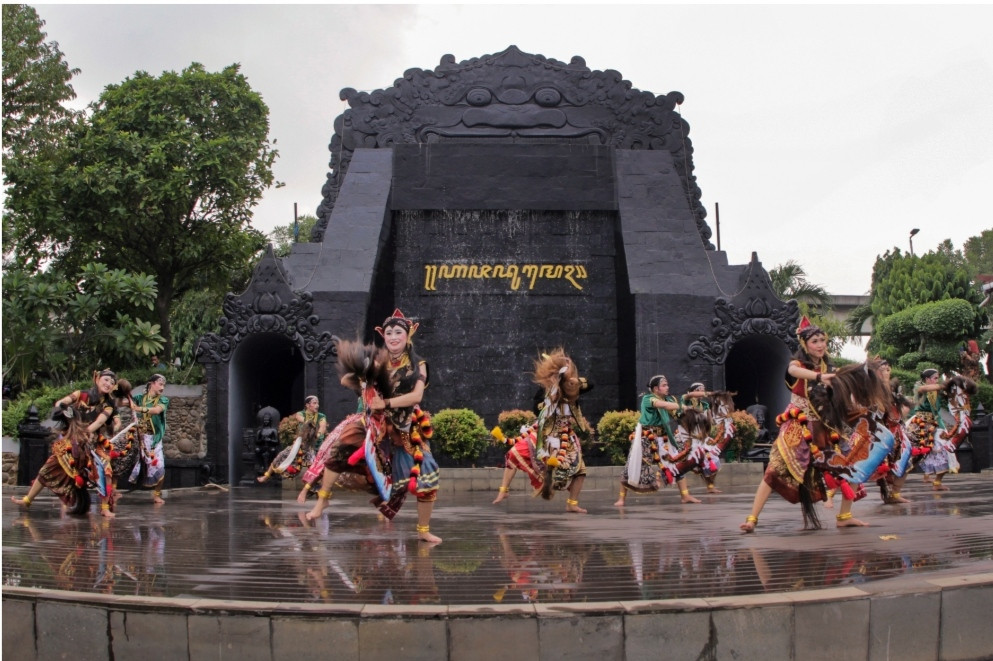 Duta Seni Temanggung Semarakan TMII Jakarta