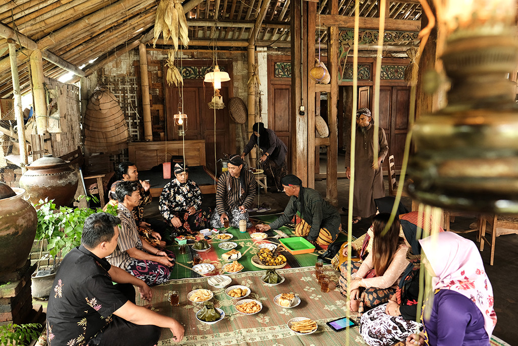 Nguri-Uri Budaya Jawa dengan Kadipaten Bhumi Phala