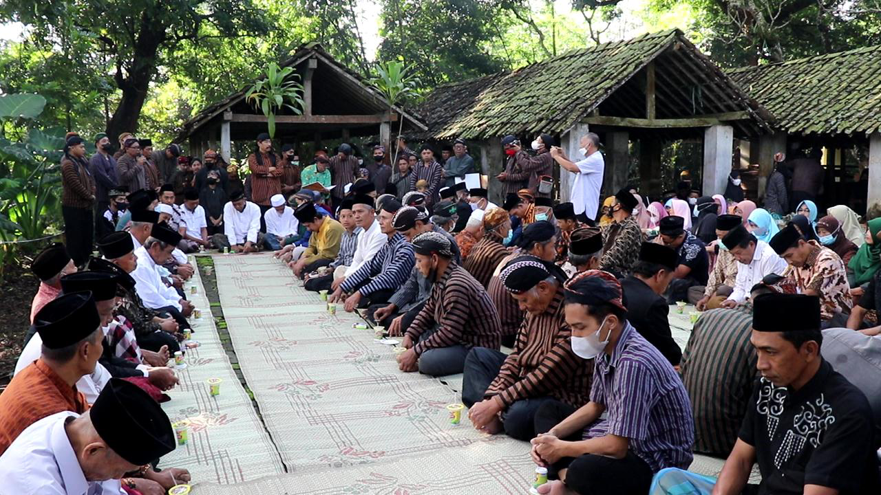 Uniknya Tradisi Nyadran Warga Soropadan di Gunung Kekep