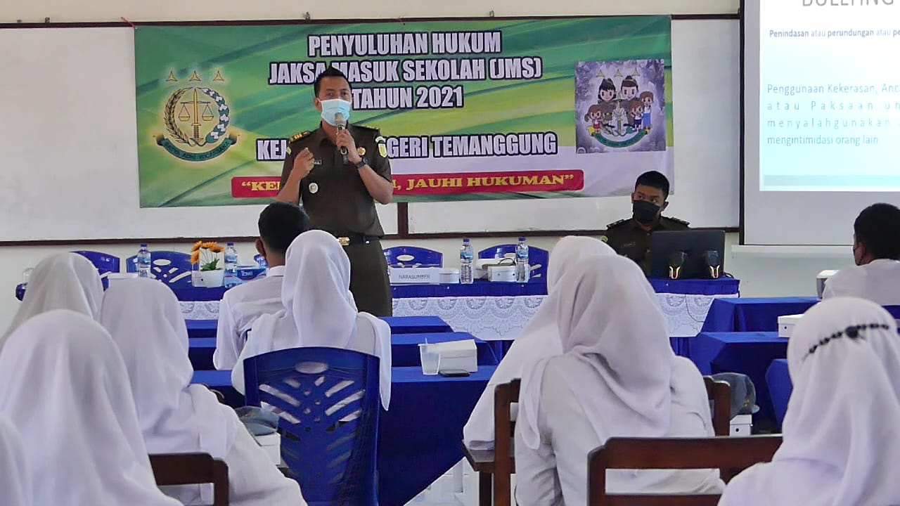 Jaksa Masuk Sekolah, Agar Pelajar Melek Hukum