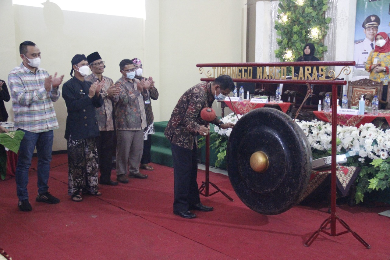 Pemantapan Pertumbuhan Ekonomi Pembangunan Berkelanjutan Dan Peningkatan Daya Saing Daerah