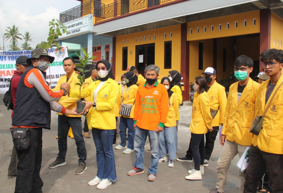 Mahasiswa UT Pokjar Temanggung Berpartisipasi dalam Program Konservasi