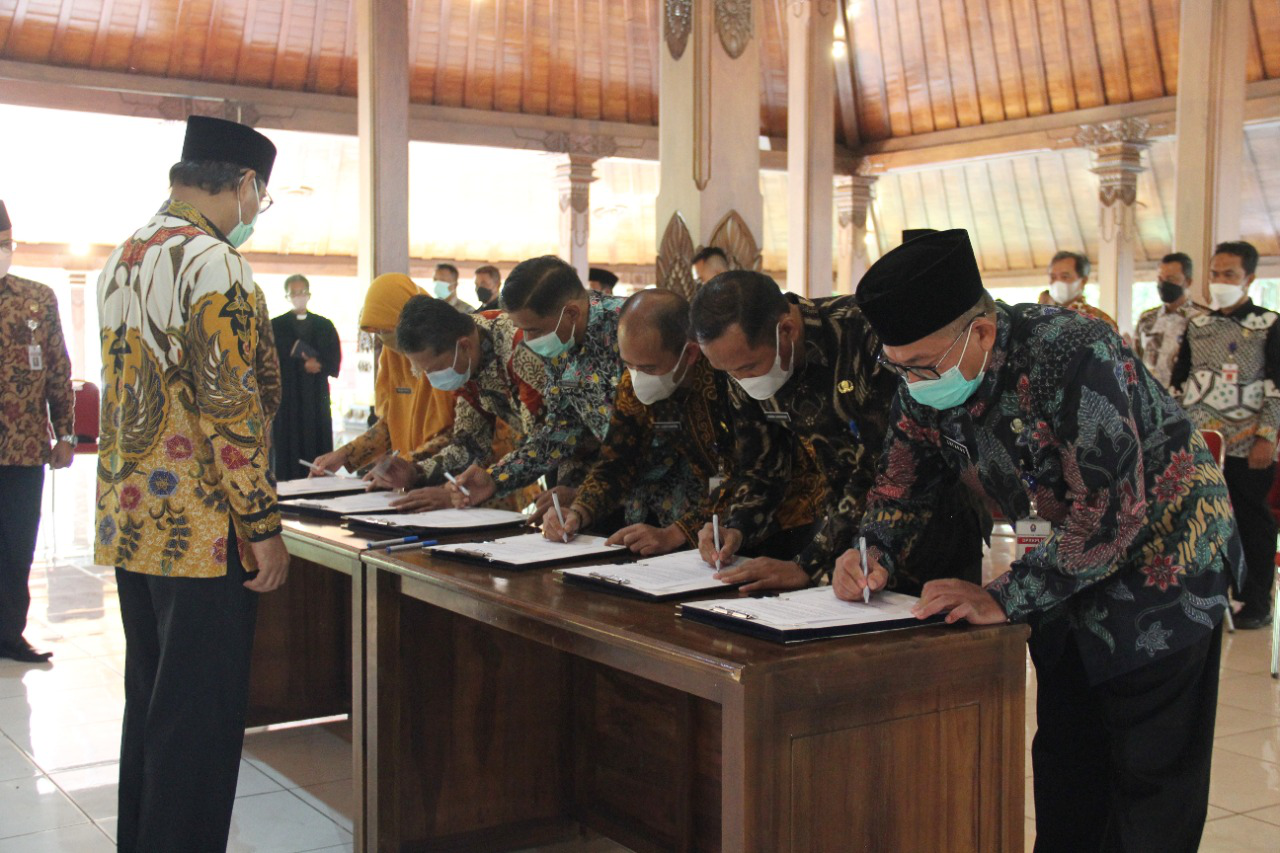 Kepala DPPPAPPKB Kabupaten Temanggung Resmi Dilantik