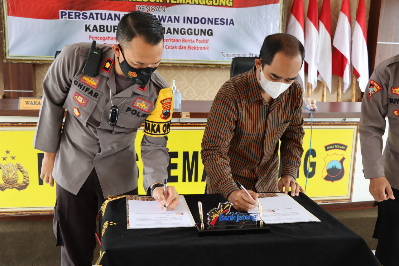 PWI dan Polres Temanggung Teken Kerjasama Pencegahan Hoak