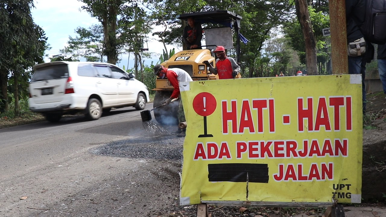 Jelang Arus Mudik, DPUPR Kebut Perbaikan Jalan