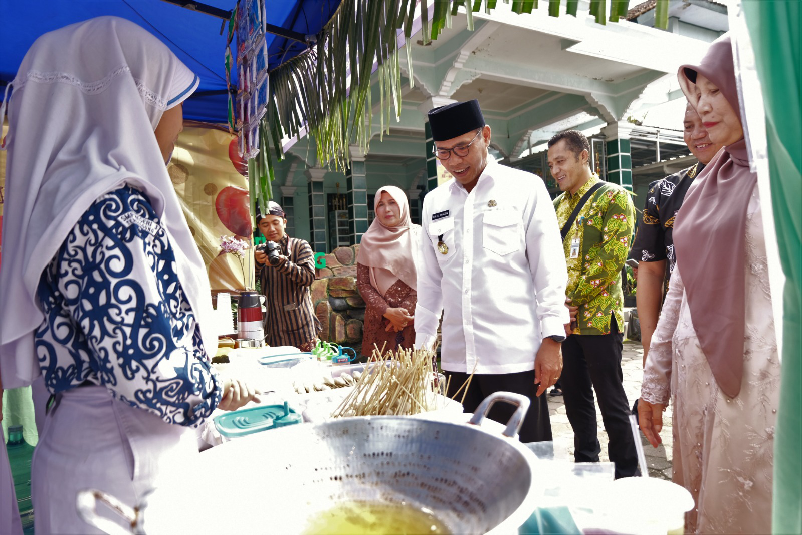 Bupati Hadiri Panen Karya HUT ke-44 SMPN 3 Temanggung