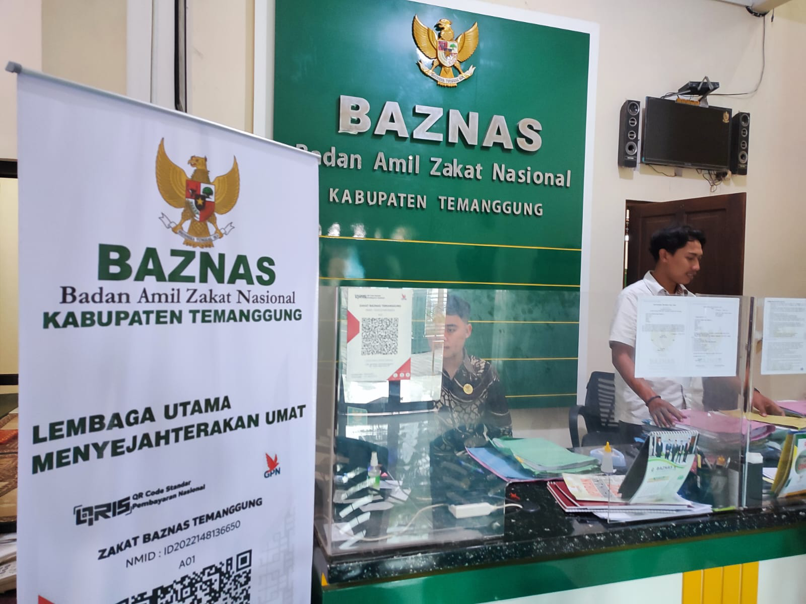 BAZNAS Temanggung Berikan Beasiswa Formal dan Nonformal