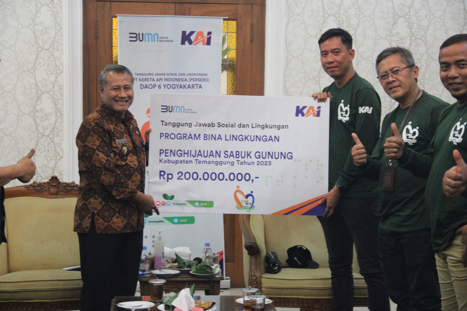 Pemkab Temanggung Terima 14.000 Bibit Pohon Buah dari Program CSR Sabuk Gunung PT. KAI