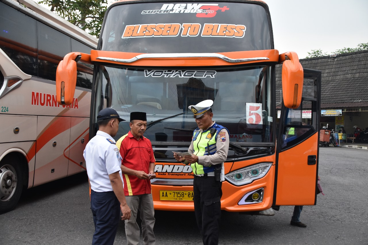 Ops Keselamatan Candi 2024, Polres Temanggung dan Dishub Lakukan Ramp Check