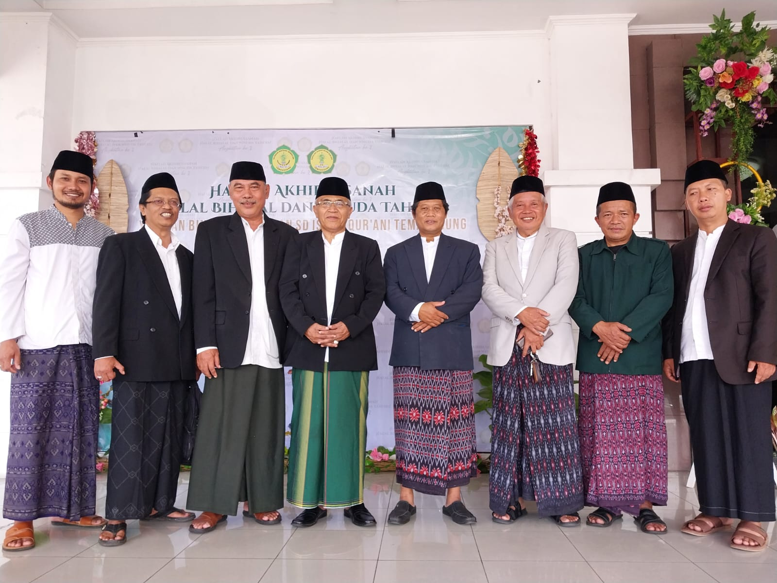 Halal Bi Halal dan Wisuda Tahfidz SD Islam Qur\'ani