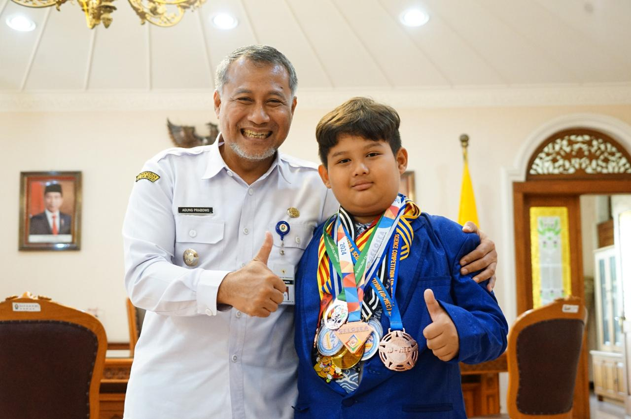 Pelajar Temanggung Kembali Raih Juara Matematika Internasional di Australia dan Vietnam