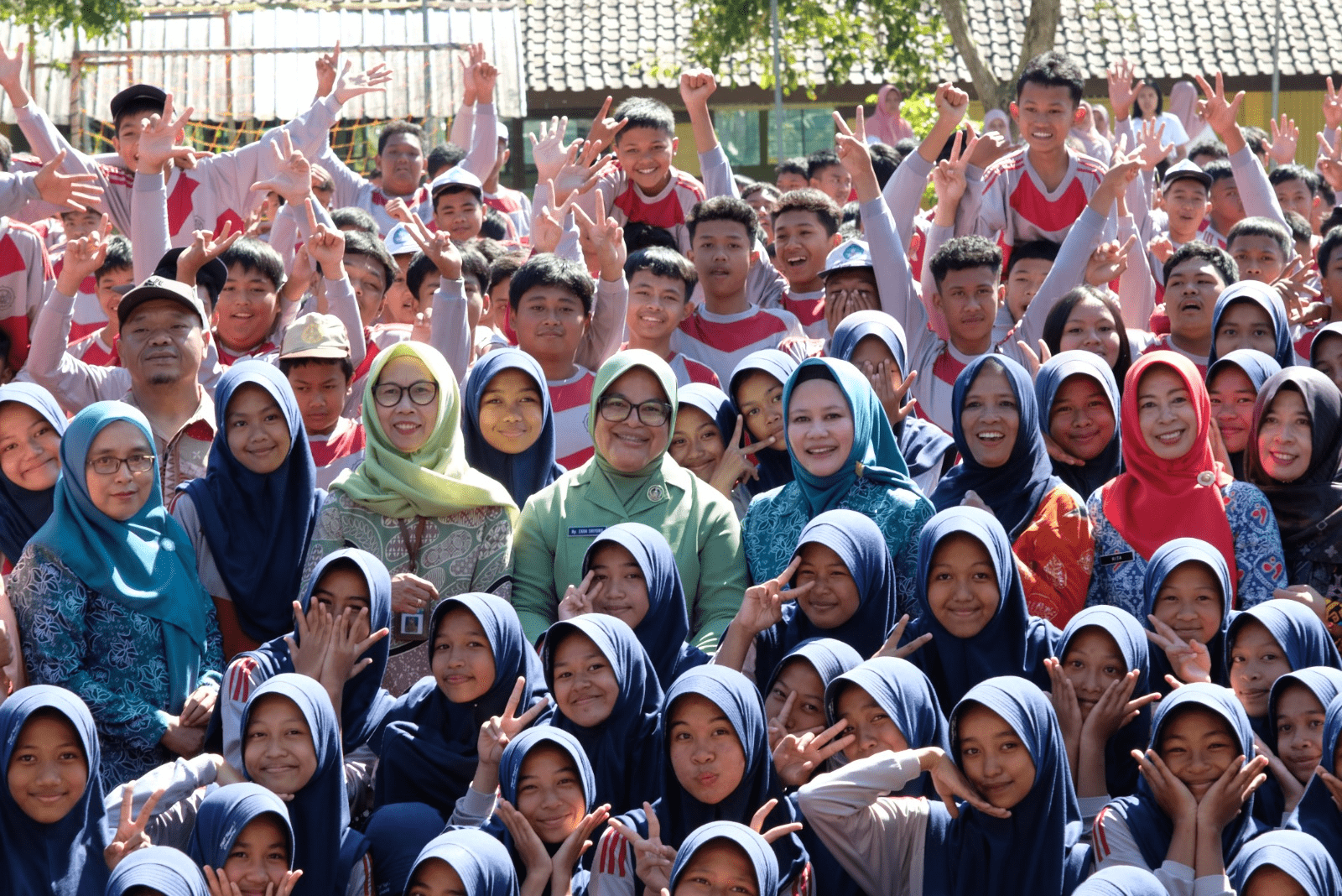 Siswa-Siswi SMPN 1 Gemawang Siap Jadi Orang Sukses Tanpa Nikah Usia Dini