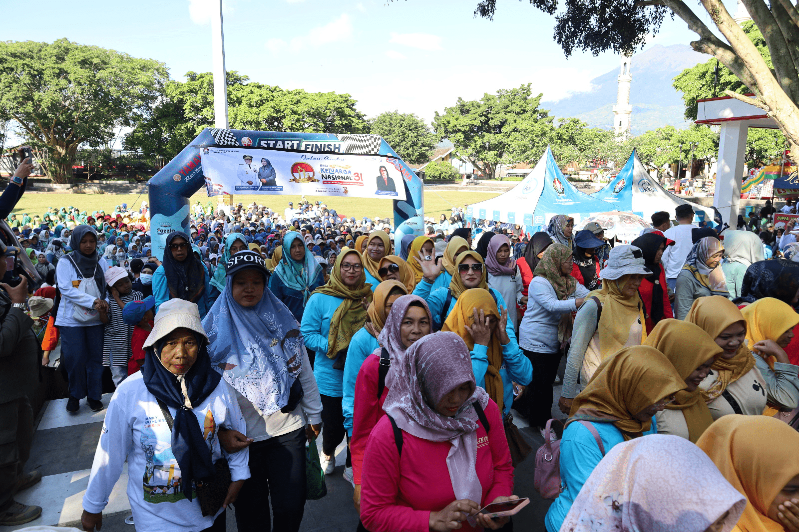 Jalan Santai Meriahkan Peringatan Harganas ke-31 Kabupaten Temanggung