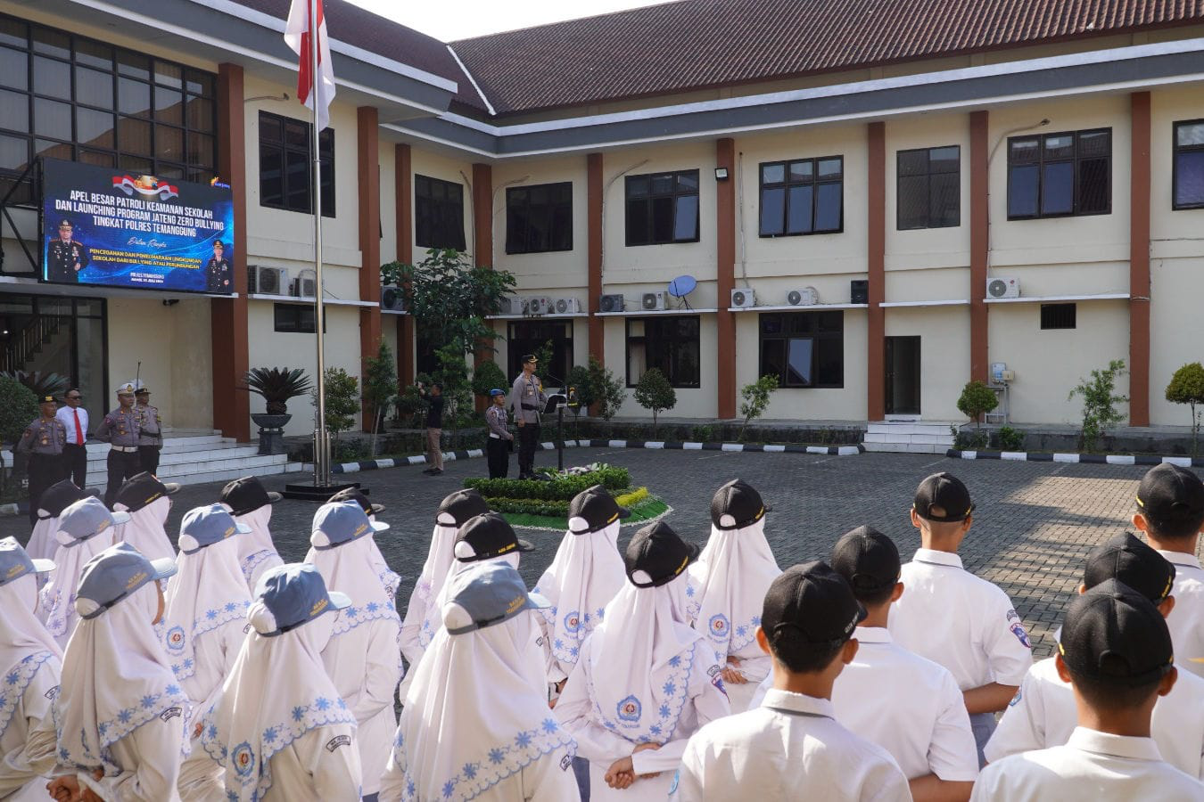 Polres Temanggung Gelar Apel Besar PKS dan Launching Zero Bullying