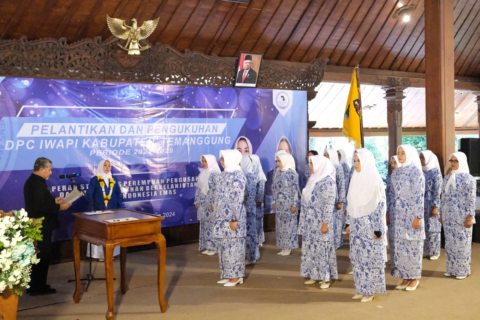 Pj. Bupati Kukuhkan DPC IWAPI Temanggung Periode 2024-2029