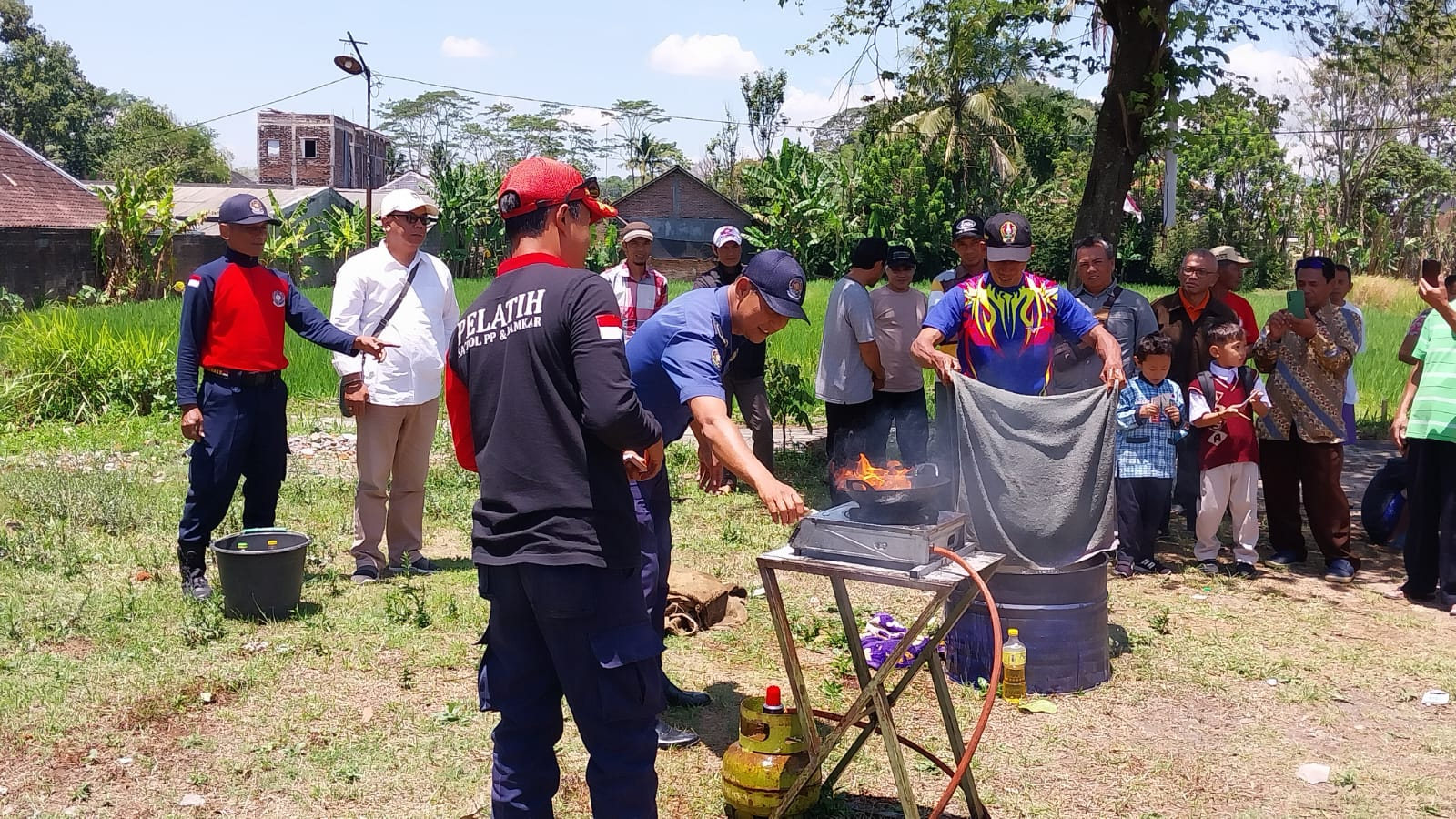 Antisipasi dan Tanamkan Upaya Dini Pencegahan Kebakaran Melalui Sosialisasi