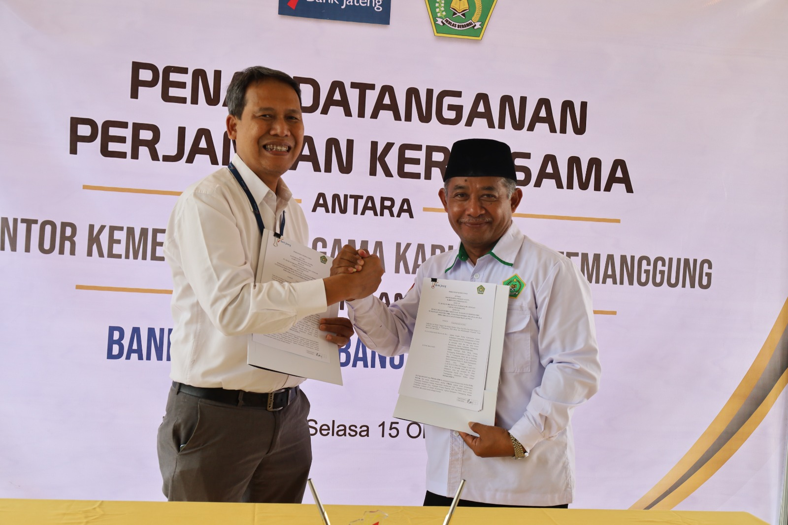 Tingkatkan Kemudahan, Kantor Kemenag Temanggung Tandatangani MoU dengan Bank Jateng