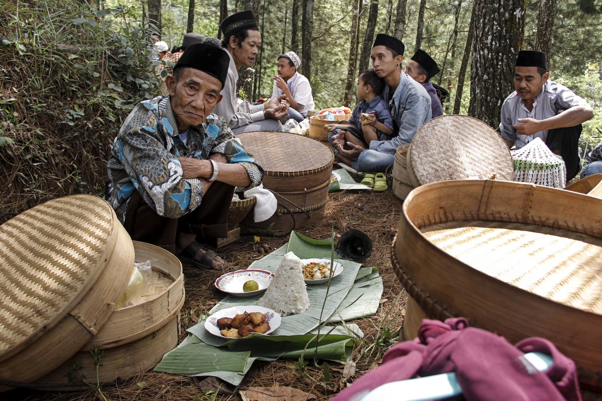 Sadran Tenongan Ajang Silaturahmi Warga Tlogopucang Temanggung