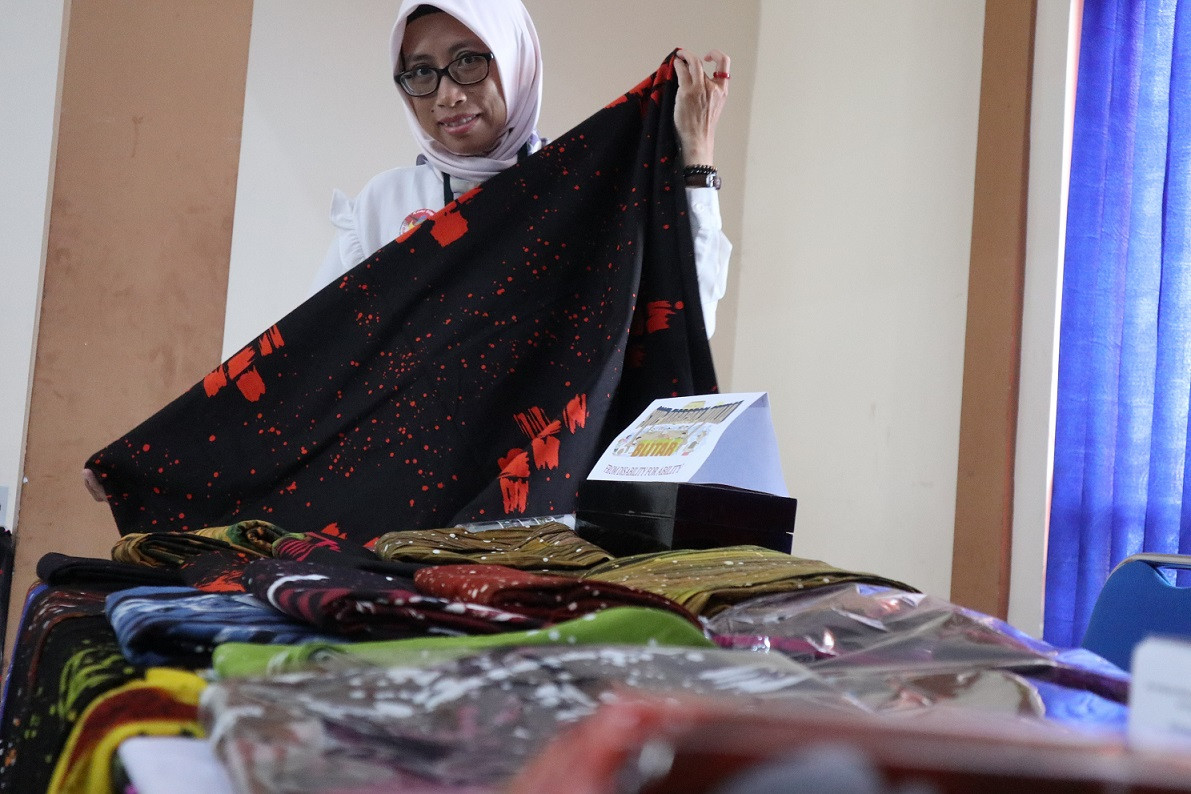 Batik Ciprat Produksi Penyandang Disabilitas Intelektual BBRSPDI Temanggung Jadi Seragam Resmi Kemen