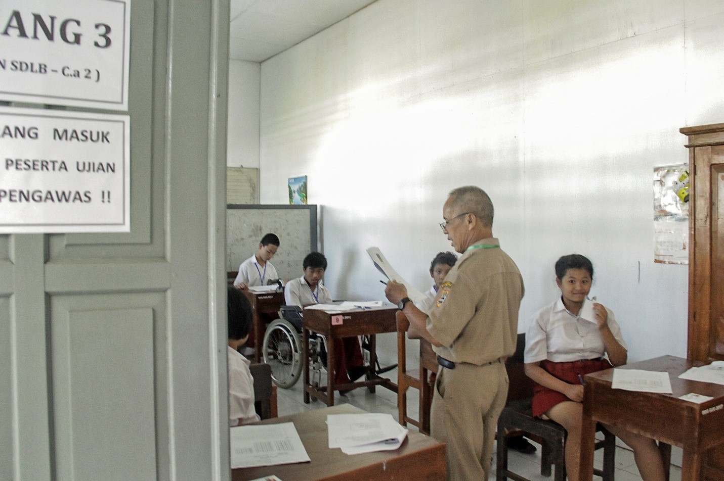 Hari Pertama UNKP dan USBN di SLB Temanggung Berjalan Lancar