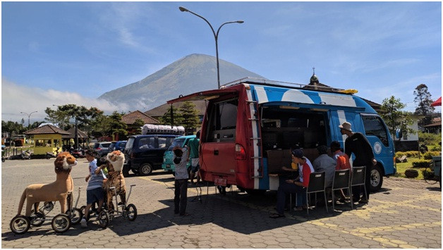 Istirahat di Rest Area Sambil Berinternet Gratis